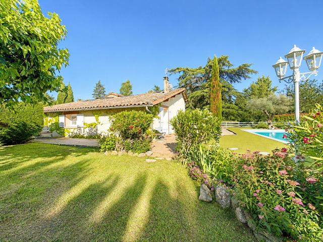 Maison 7 pièces 219 m²