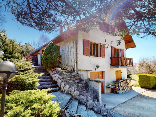 Maison 7 pièces 210 m2