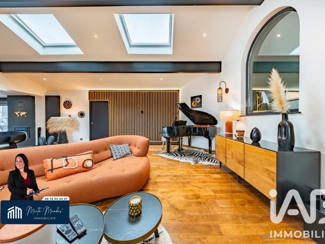 Maison 7 pièces 210 m²