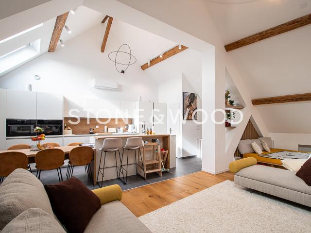 Maison 7 pièces 210 m²