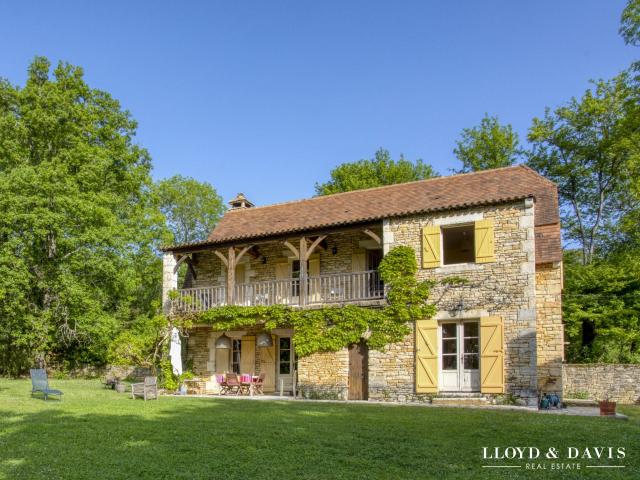 Maison 7 pièces 210 m²