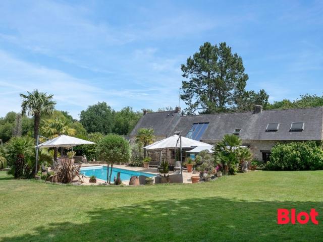 Maison 7 pièces 210 m²