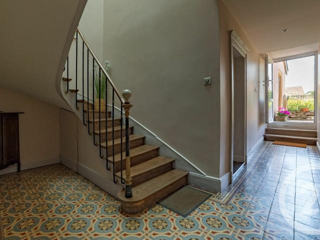 Maison 7 pièces 210 m²