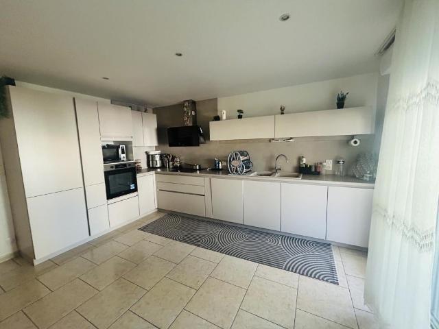Maison 7 pièces 210 m²