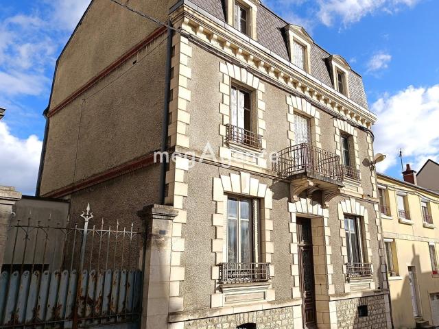 Maison 7 pièces 210 m²