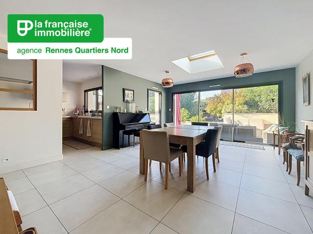 Maison 7 pièces 210 m²