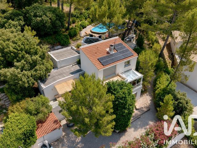 Maison 7 pièces 210 m²