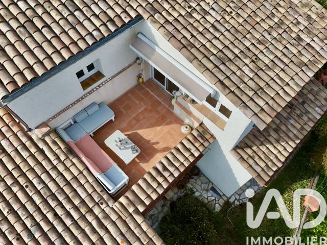 Maison 7 pièces 210 m²