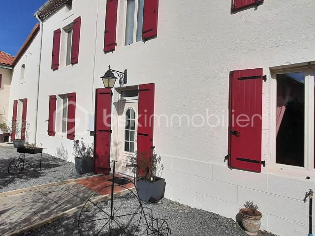Maison 6 pièces 210 m²