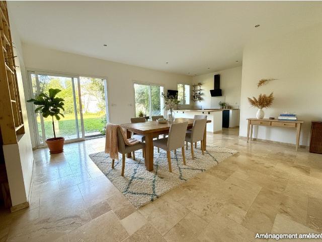 Maison 7 pièces 210 m²