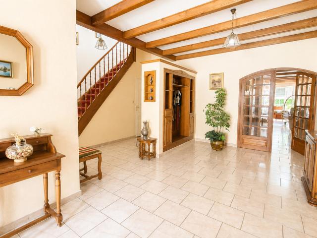 Maison 7 pièces 210 m²