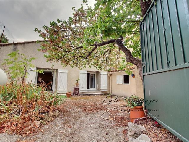 Maison 7 pièces 210 m²