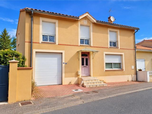 Maison 7 pièces 210 m²