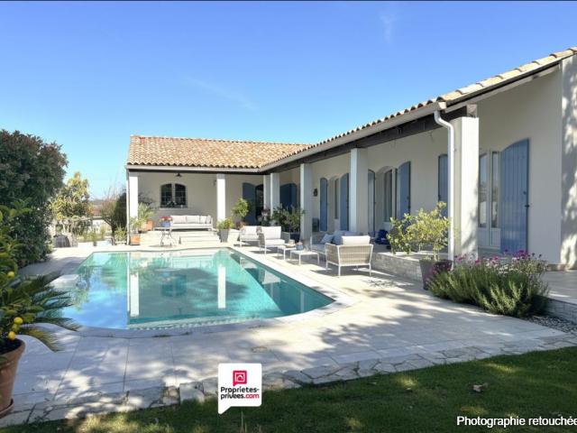 Maison 7 pièces 210 m²