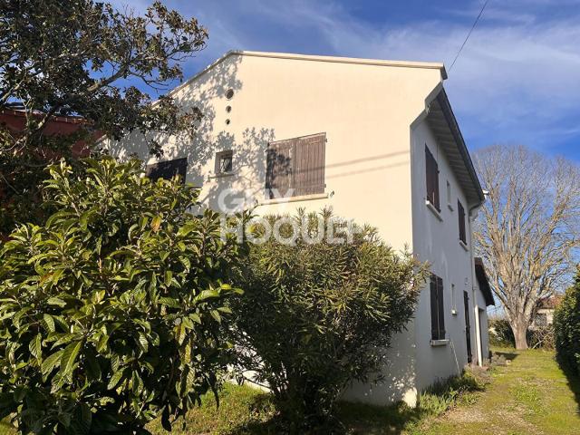 Maison 7 pièces 210 m²