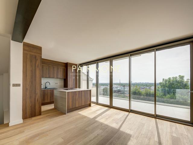 Maison 7 pièces 210 m²