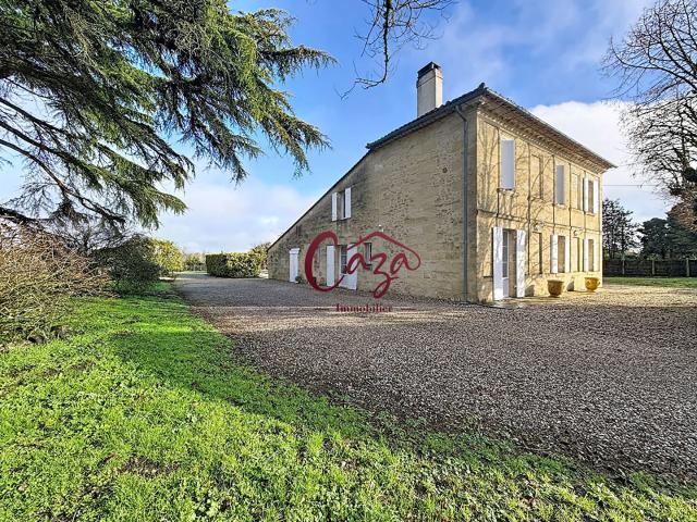 Maison 7 pièces 210 m²