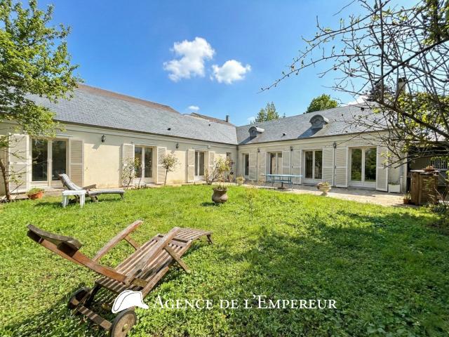 Maison 7 pièces 210 m²
