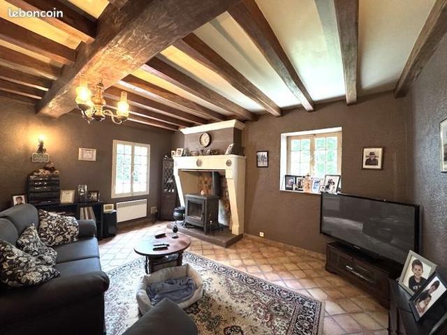 Maison 7 pièces 210 m²