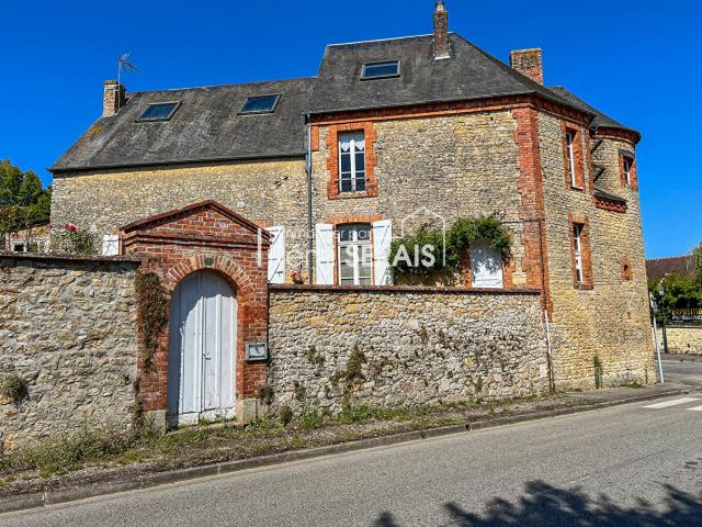 Maison 7 pièces 210 m²