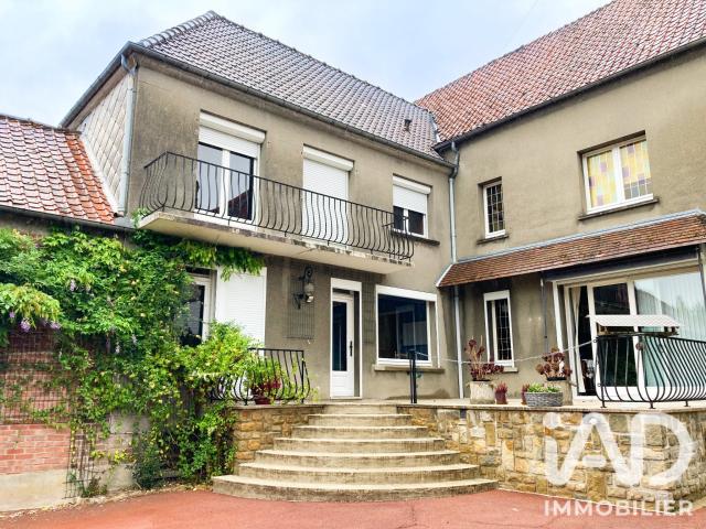 Maison 7 pièces 210 m²