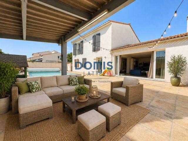 Maison 7 pièces 210 m²