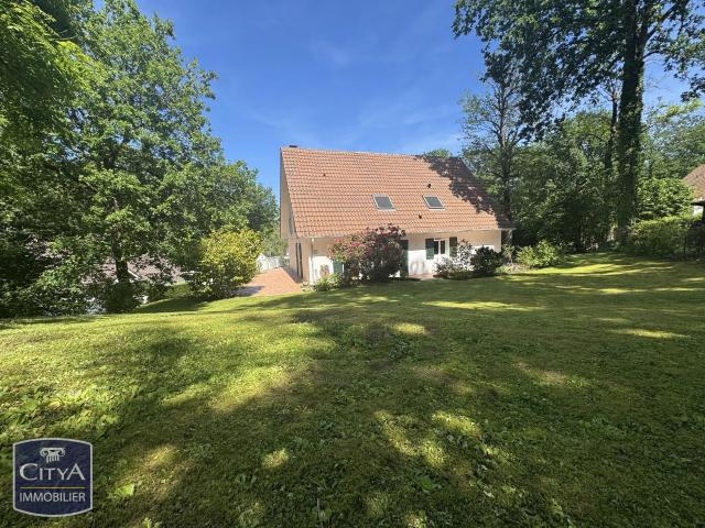 Maison 7 pièces 210 m²