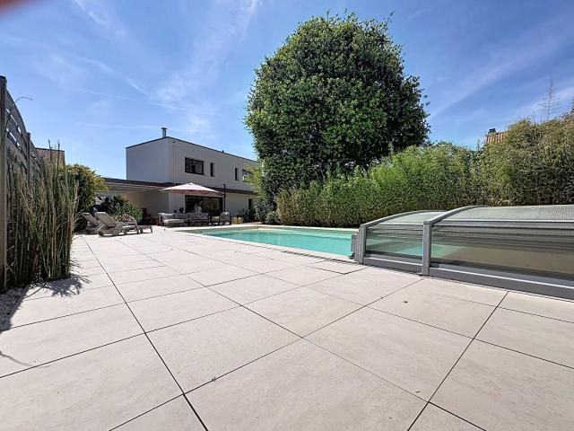 Maison 7 pièces 210 m²