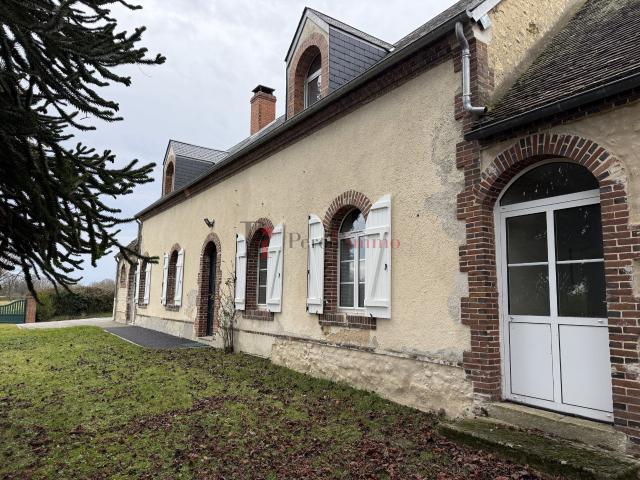 Maison 7 pièces 211 m²