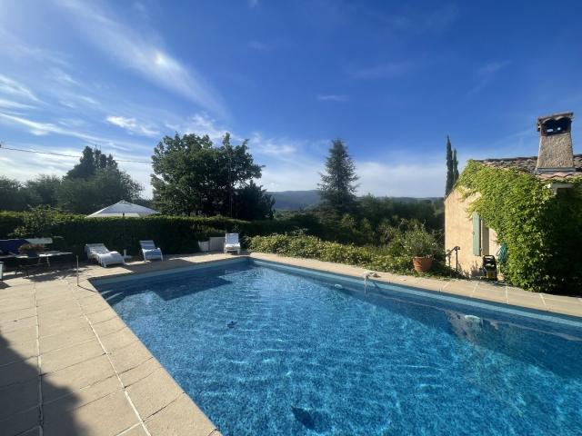 Maison 7 pièces 211 m²