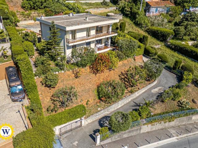 Maison 7 pièces 211 m²