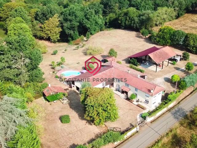 Maison 7 pièces 212 m²