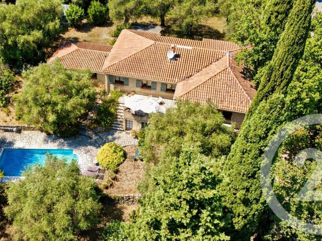 Maison 7 pièces 212 m²