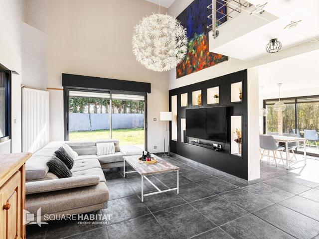 Maison 7 pièces 212 m²