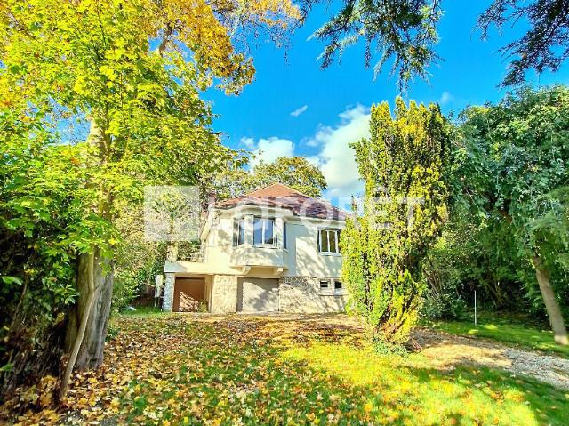 Maison 7 pièces 212 m²