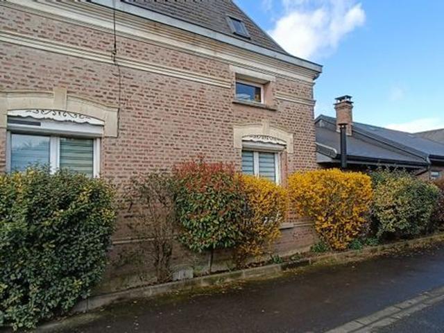Maison 7 pièces 212 m²
