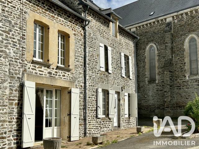 Maison 7 pièces 212 m²