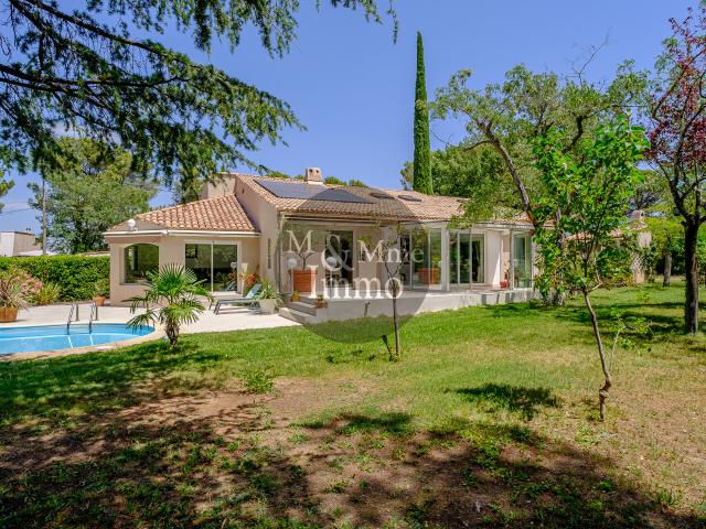 Maison 7 pièces 195 m²