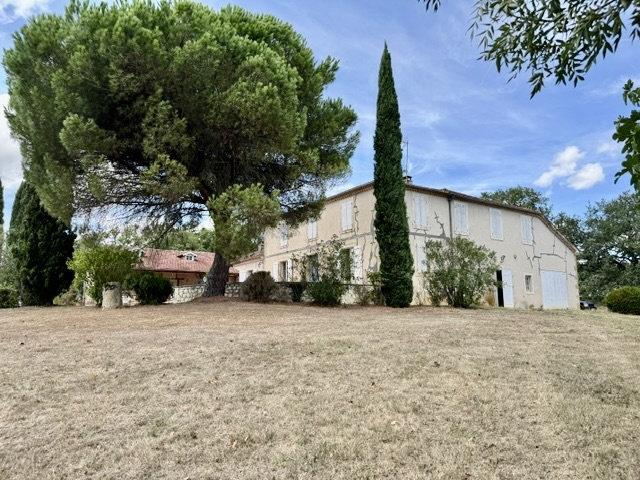Maison 7 pièces 213 m²