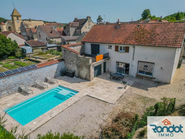 Maison 7 pièces 213 m²