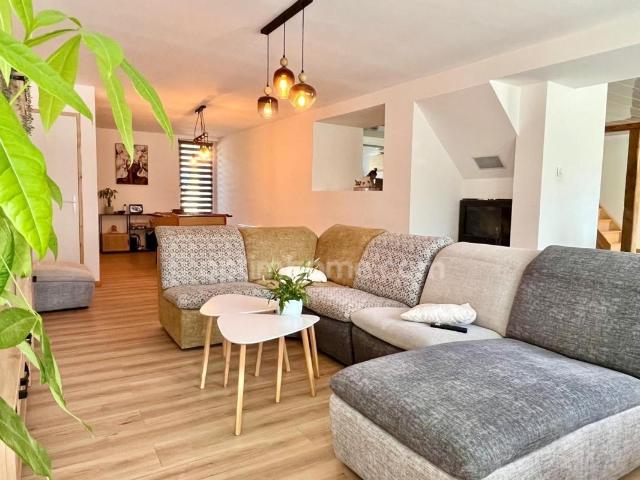 Maison 7 pièces 213 m²