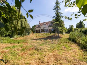 Maison 7 pièces 213 m²