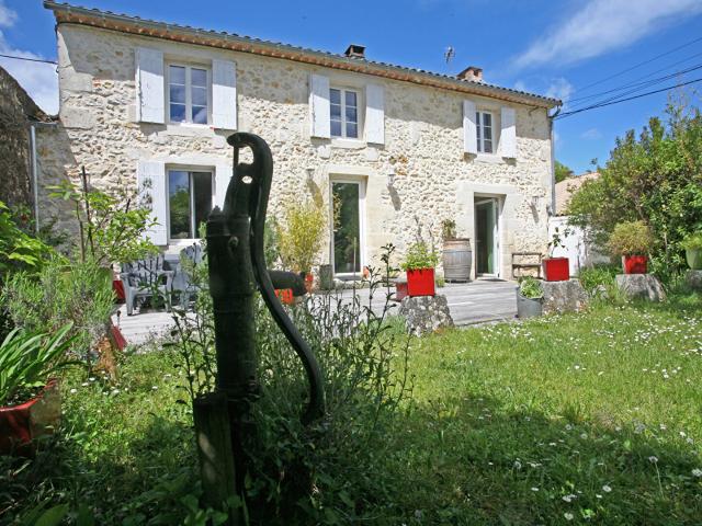 Maison 7 pièces 213 m²