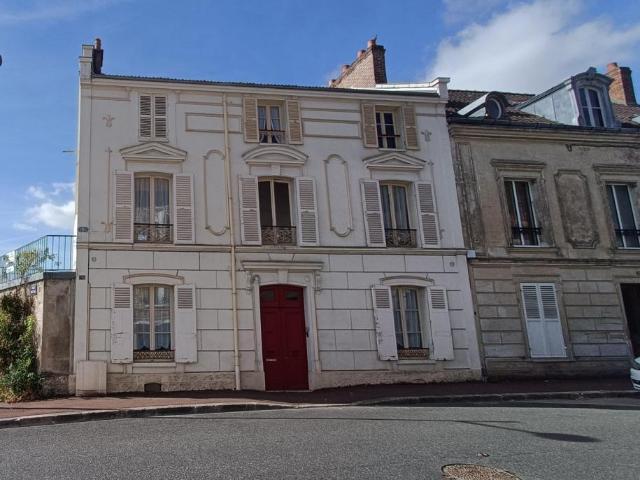 Maison 7 pièces 213 m²