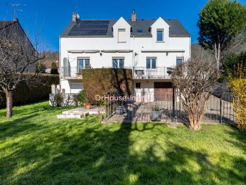Maison 7 pièces 213 m²