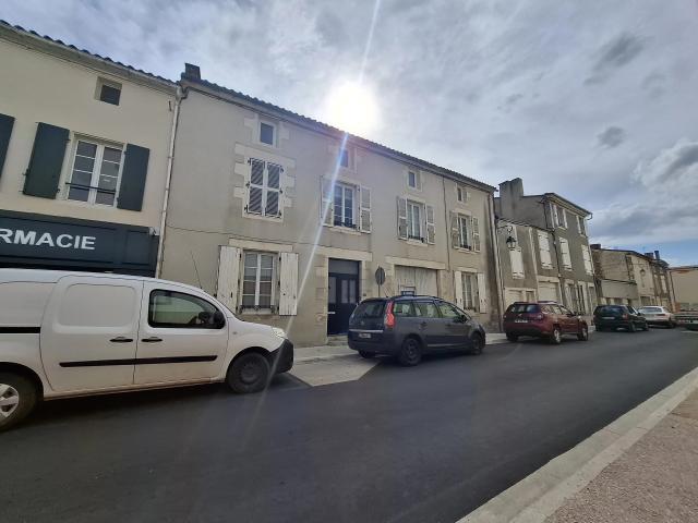Maison 7 pièces 224 m²