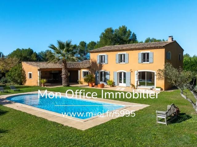 Maison 7 pièces 224 m²