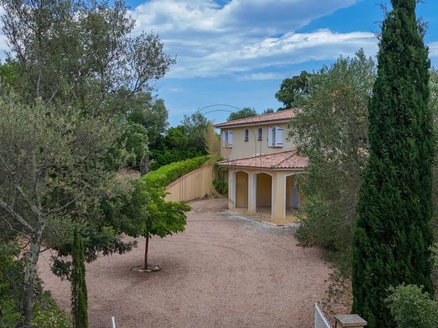 Maison 7 pièces 224 m²