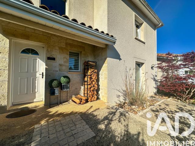 Maison 7 pièces 224 m²