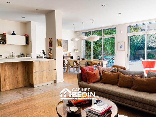Maison 7 pièces 225 m²